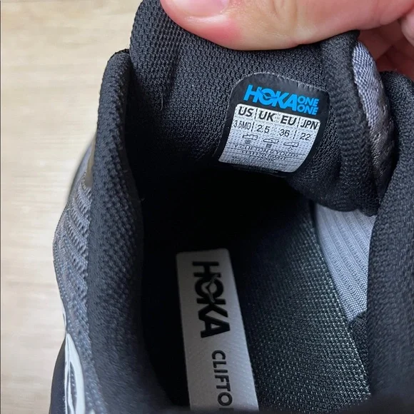 HOKA Kids' Grade School Clifton 9 Running Shoes, SIZE 3 1/2 - Picture 10 of 10